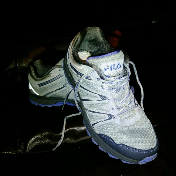 Fila Shoes - Fila tennis shoe